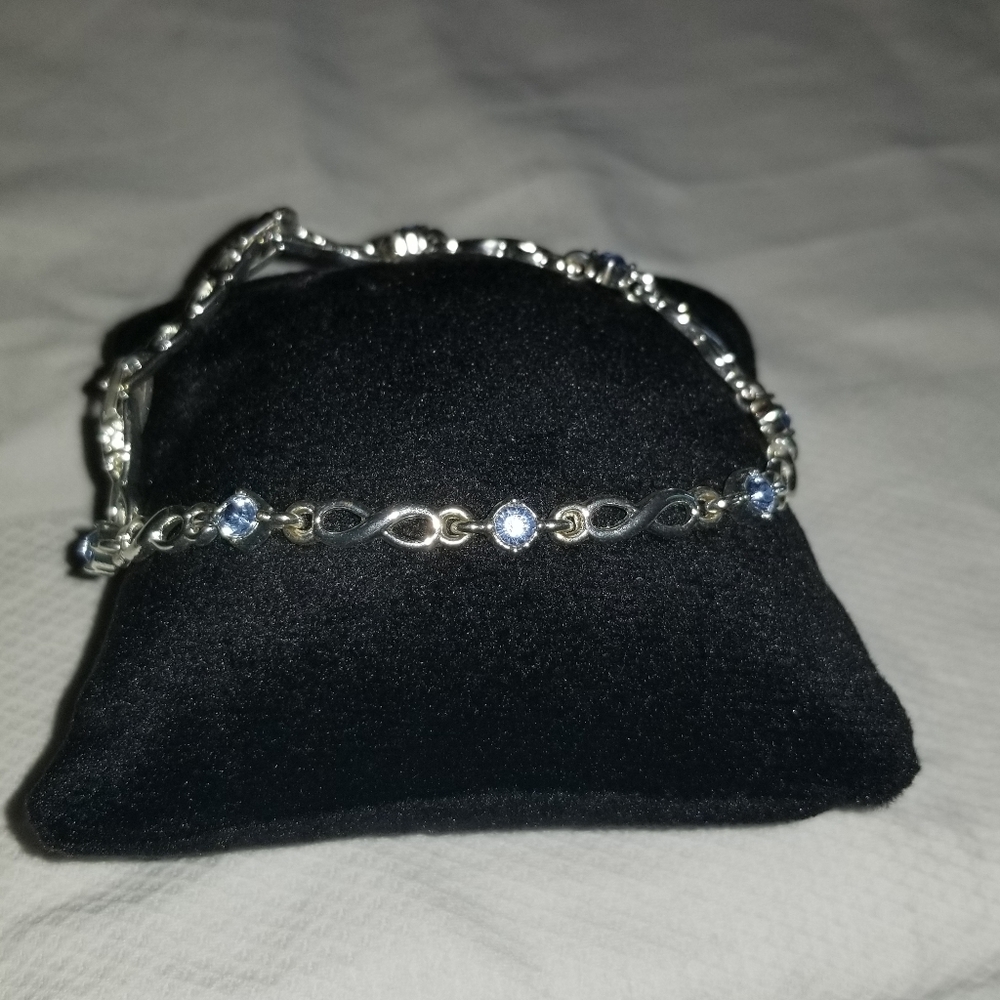 🌻 Tennis Bracelet